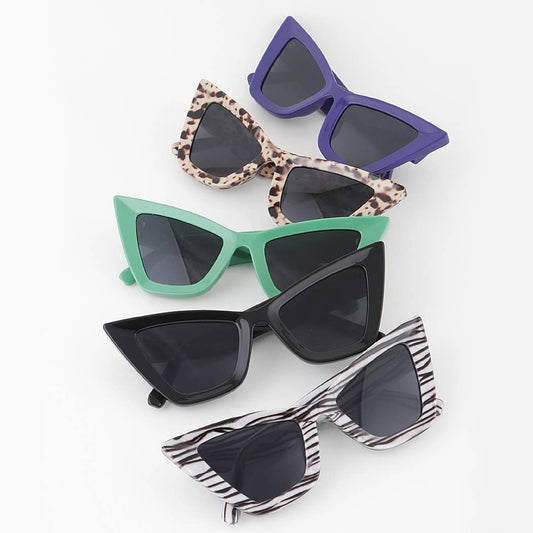 Retro Sharp Cateye Gradient Sunglasses Colors