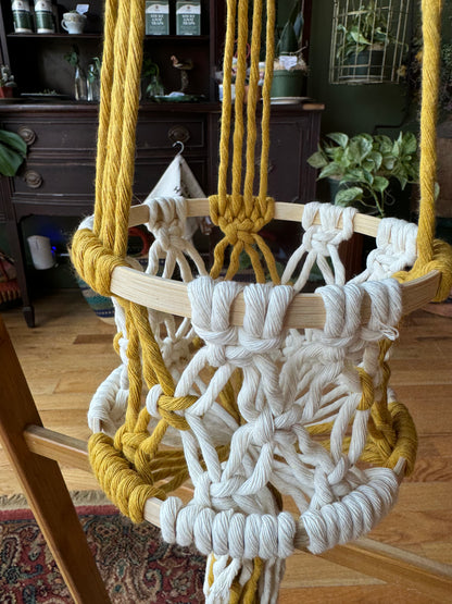 Macrame Plant Basket 6"